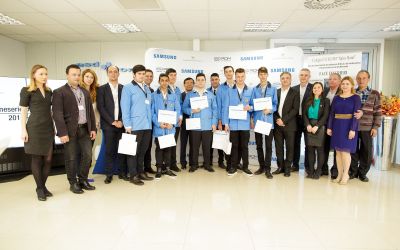 Opt tineri au absolvit programul „O meserie pentru viitor”, desfasurat de Samsung si Fundatia Principesa Margareta a Romaniei