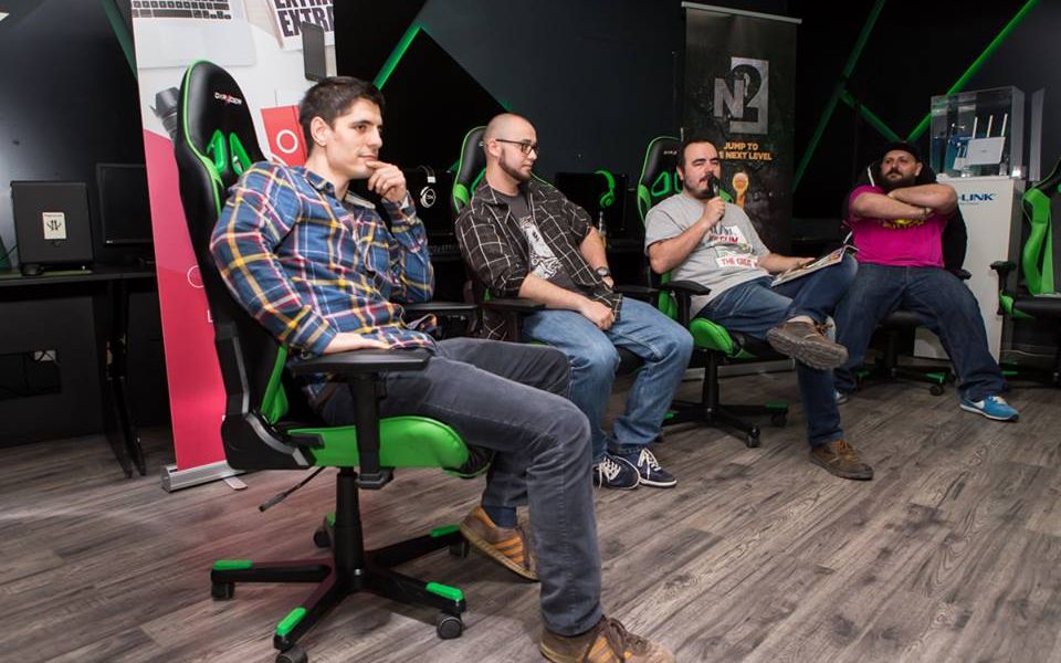 Revista De Gaming Nivelul2 Lanseaza Un Nou Numar Cine Sunt Oamenii Care Testeaza Si Scriu Despre Cele