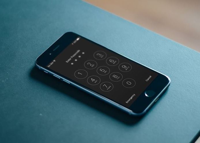 Ai Iphone Pericol Imens Pentru Toti Cei Care Fac Acest Lucru Banal Cum Poate Fi Stricat Telefonul