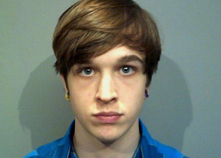 Un Pusti De 17 Ani A Scris Asta Pe Twitter Politia L A Arestat Imediat Ce Mesaj A Postat