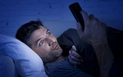 Veste proasta pentru utilizatorii care s-au uitat la filme pentru adulti pe telefon
