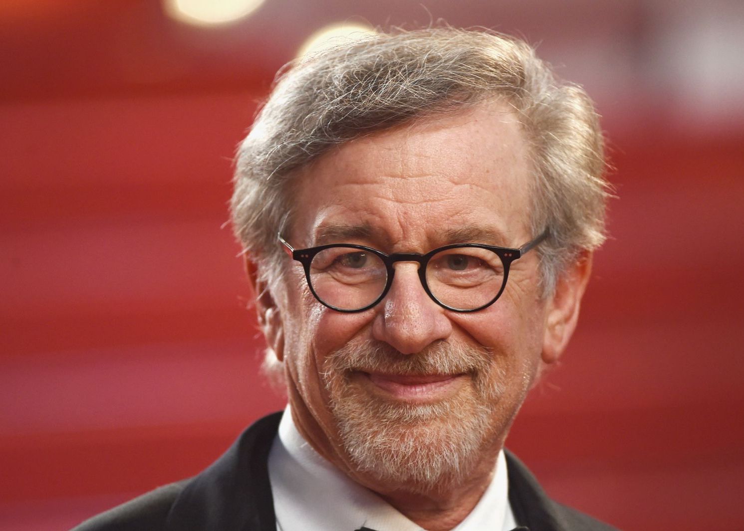 Steven Spielberg avertizeaza ca acesta este sfarsitul pentru filme: Ne indreptam spre pericol! Anuntul facut la Cannes Steven Spielberg Avertizeaza Ca Acesta Este Sfarsitul Pentru Filme Ne Indreptam Spre Pericol Anuntul Facut