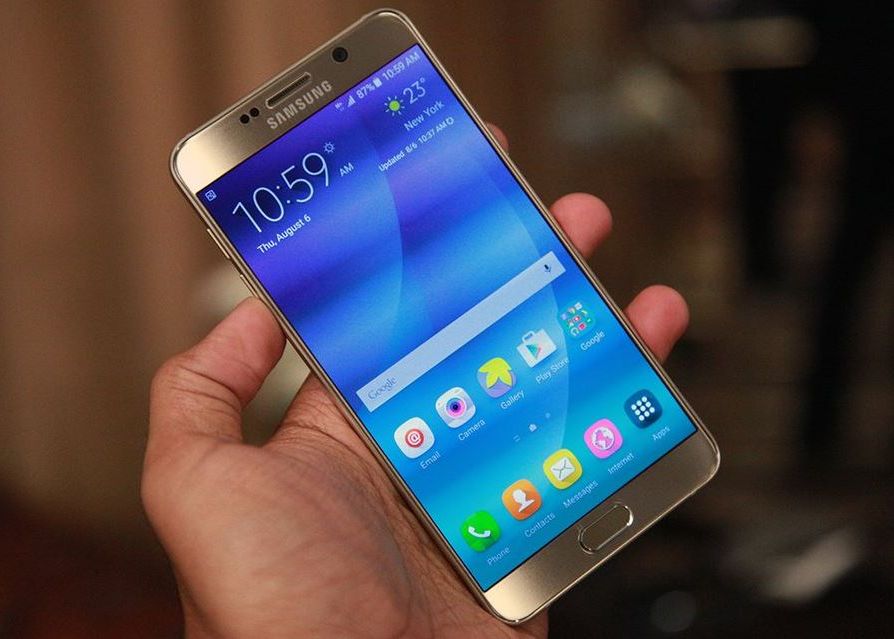 Telefonul cu care Samsung va distruge competitia! Va fi cel mai puternic smartphone facut vreodata Telefonul Cu Care Samsung Va Distruge Competitia Va Fi Cel Mai Puternic Smartphone Facut Vreodata