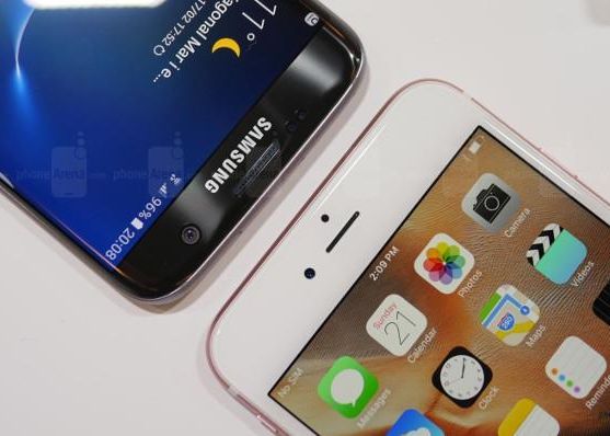 Topul celor mai populare telefoane! iPhone 6s este abia pe locul 5, Samsung are 6 telefoane in primele 10! Topul Celor Mai Populare Telefoane Iphone 6s Este Abia Pe Locul 5 Samsung Are 6 Telefoane In Primele 10