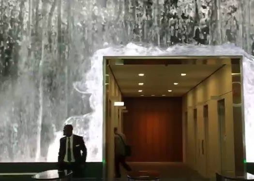 Au Adus O Cascada Imensa In Mijlocul Unei Cladiri Cum Au Reusit Asa Ceva