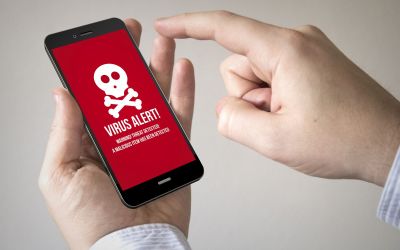 Cel mai periculos virus de pe telefon a fost descoperit! Zeci de mii de romani si milioane de oameni din lume au patit asta