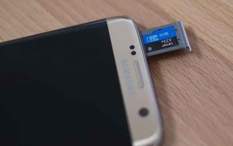 Samsung A Prezentat Inlocuitorul Cardului Microsd Este Primul Din Lume De Acest Fel