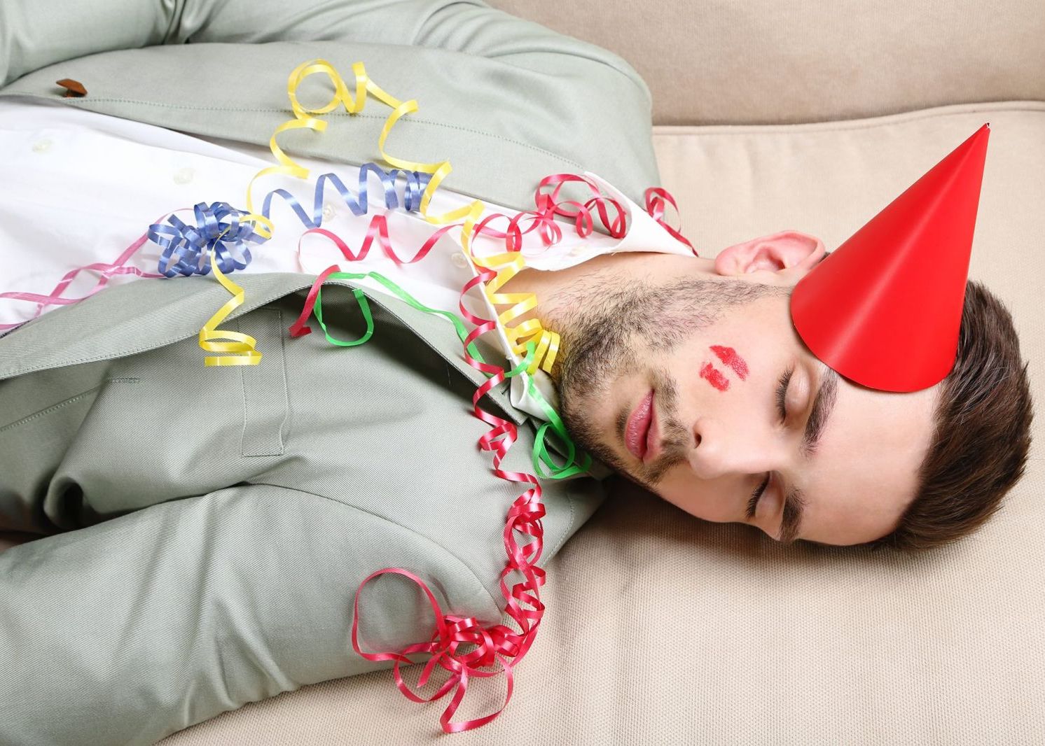 A Comandat Mancare In Mijlocul Noptii Si A Adormit Inainte Sa Vina Comanda Ce A Descoperit Dimineata La