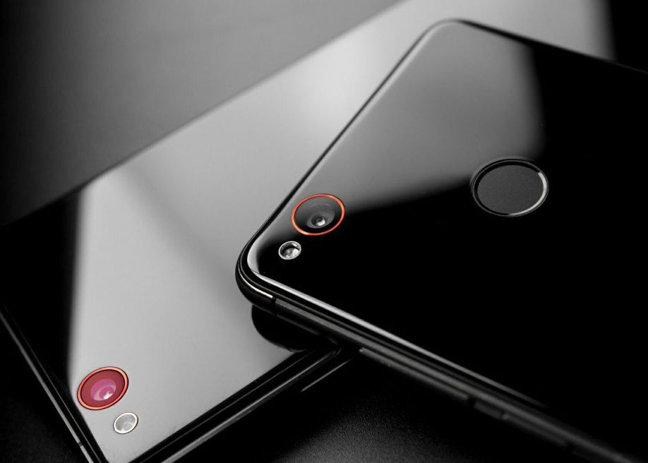 Telefonul Lui Cristiano Ronaldo A Reusit Din Nou O Performanta Mare Toate Unitatile Au Fost Epuizate Intr