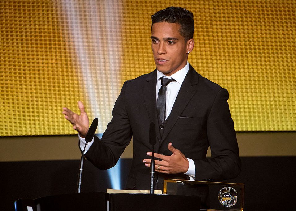 Cand Jocul Fifa Bate Fotbalul Real Omul Care L A Invins Pe Messi La Gala Balonului De Aur S A Retras La