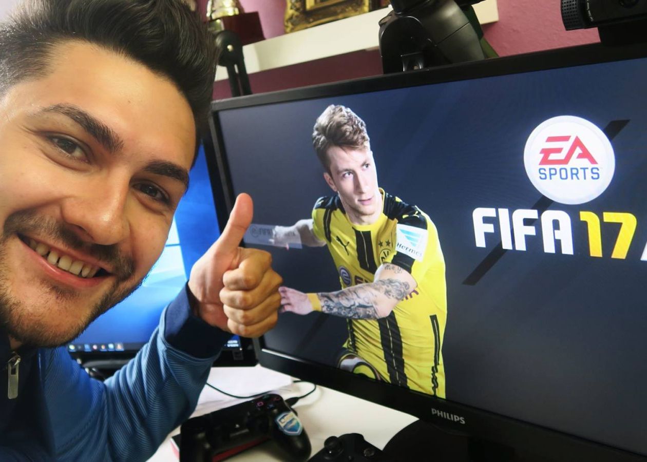 Campionul Roman Ovvy Ne A Spus Primele Impresii Despre Fifa 17 Este Genial Grafica Este Incredibila