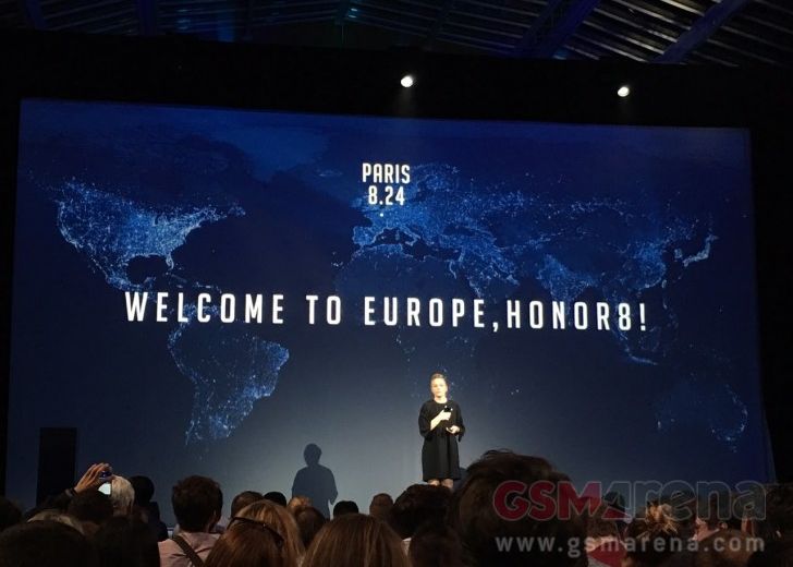 Unul Dintre Cele Mai Tari Telefoane Tocmai A Fost Lansat Cand Ajunge In Romania Si Care Va Fi Pretul