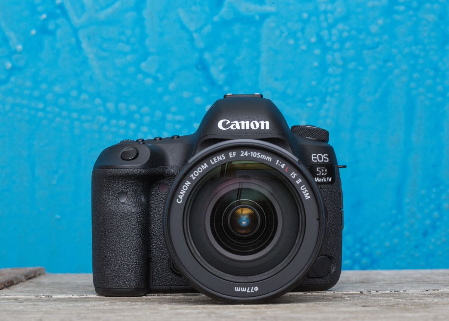 Canon A Lansat Noul Eos 5d Mark Iv 30 4 Megapixeli Filmare 4k Si Wi Fi Integrat