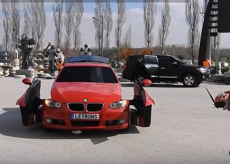 Video Uimitor In Ce Se Transforma Aceasta Masina E Ca In Filmele Sf