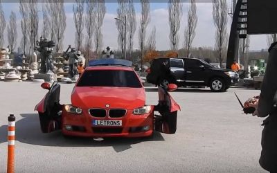 VIDEO uimitor: in ce se transforma aceasta masina. E ca in filmele SF!