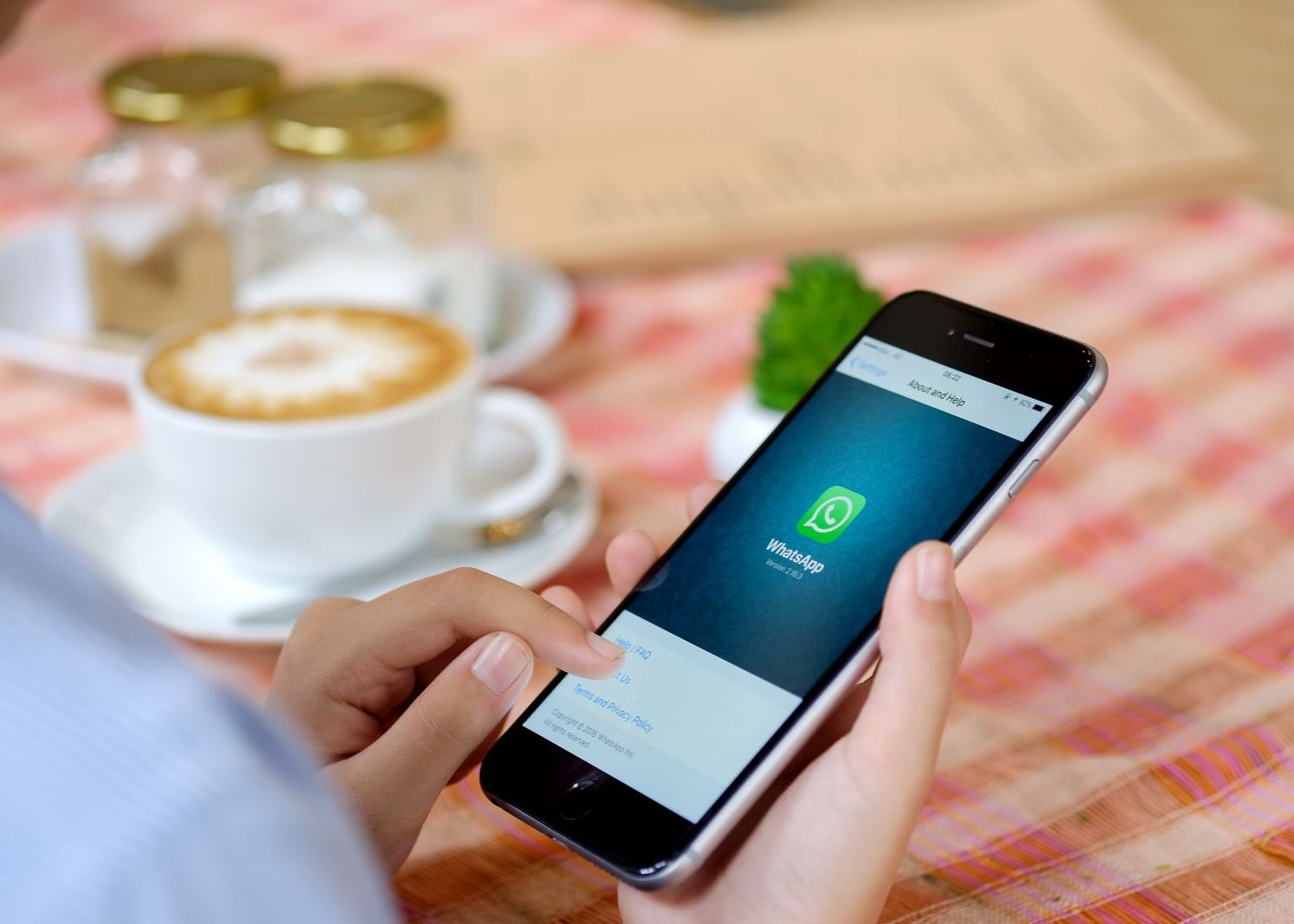 Inca O Schimbare Pe Whatsapp Ce Poti Sa Faci Inainte Sa Trimiti O Poza