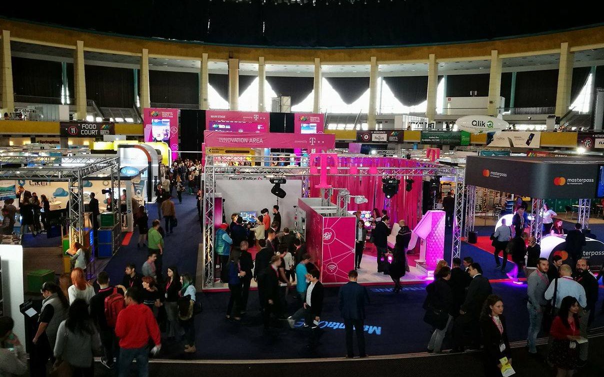 Live Blog Imworld 2016 Tot Ce Se Intampla La Evenimentul De Pe 5 Si 6 Octombrie De La Romexpo Iphone 7