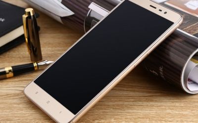 Xiaomi a vandut 500.000 de telefoane in India in doar 3 zile
