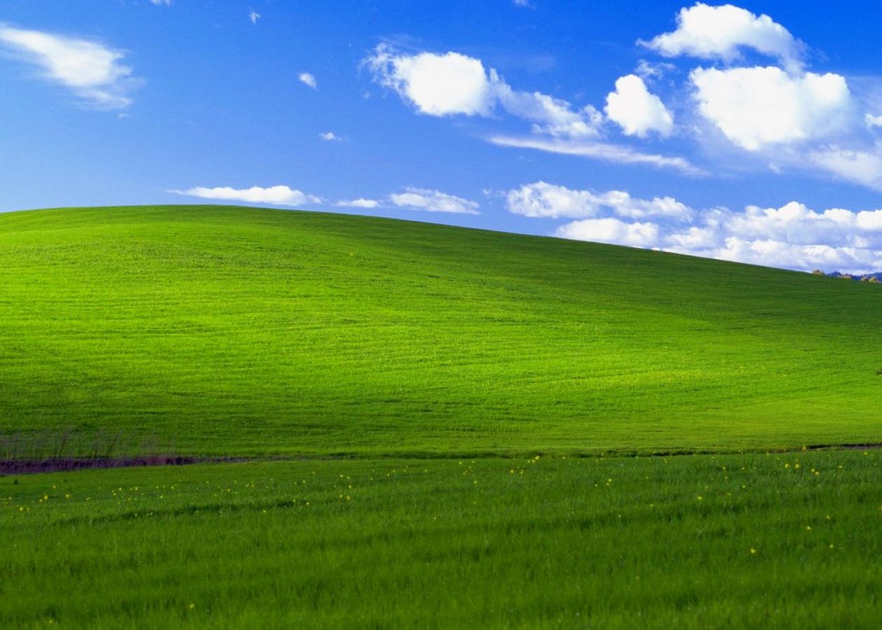 Imaginea pe care toata lumea a vazut-o este reala! Cum arata acum dealul din poza din Windows XP Imaginea Pe Care Toata Lumea A Vazut O Este Reala Cum Arata Acum Dealul Din Poza Din Windows Xp