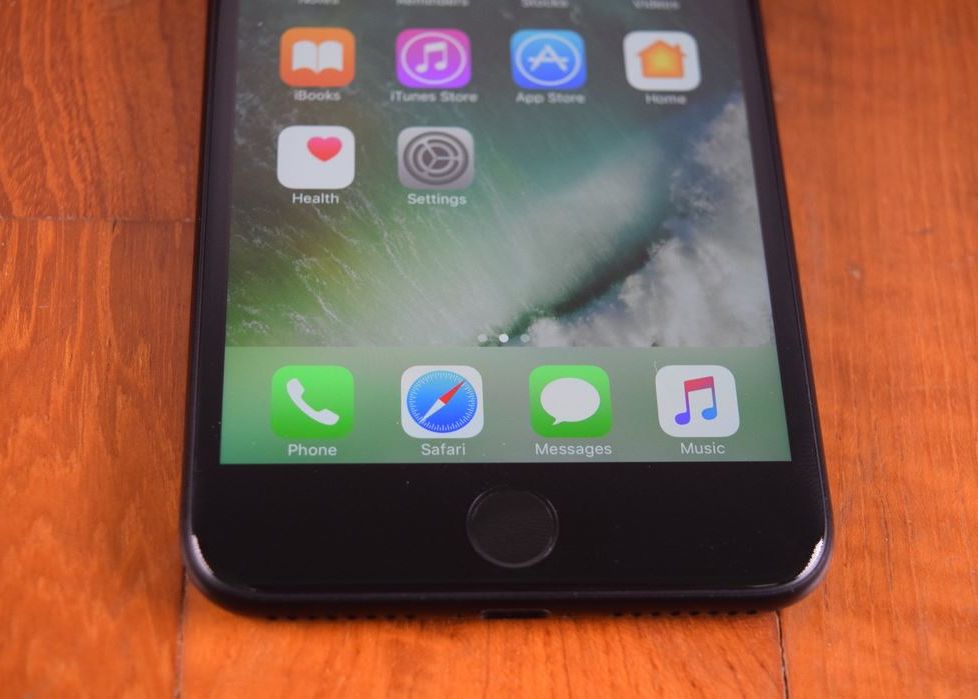 Surpriza pentru utilizatorii de iPhone 7! Ce se intampla atunci cand se strica butonul home Surpriza Pentru Utilizatorii De Iphone 7 Ce Se Intampla Atunci Cand Se Strica Butonul Home