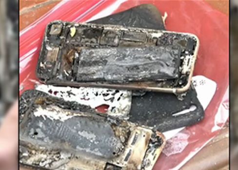Noul iPhone 7 i-a explodat in masina unui barbat! Anuntul facut de Apple dupa intamplare VIDEO Noul Iphone 7 I A Explodat In Masina Unui Barbat Anuntul Facut De Apple Dupa Intamplare Video