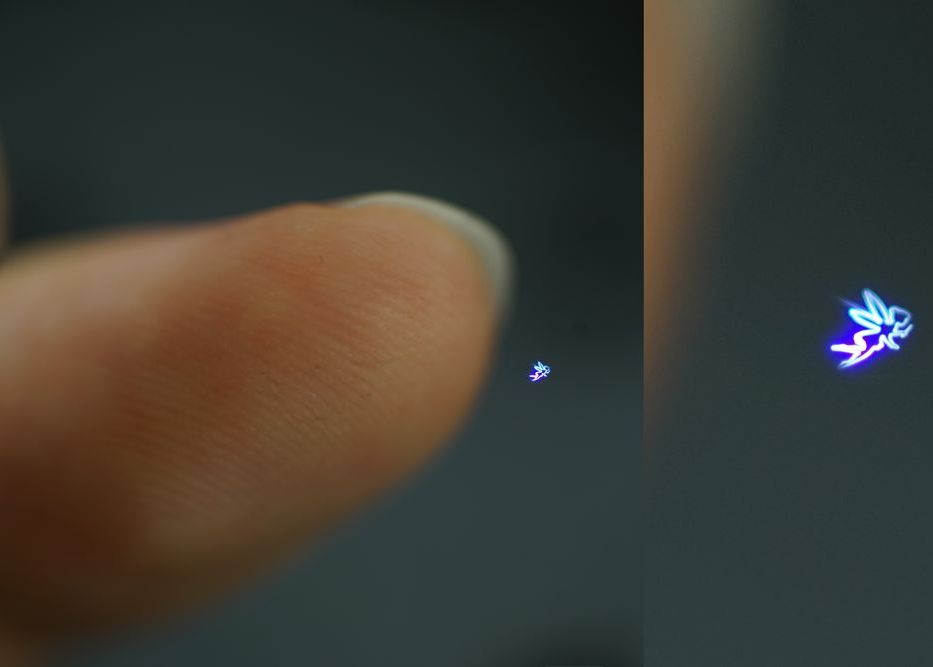 Holograma Pe Care O Poti Atinge