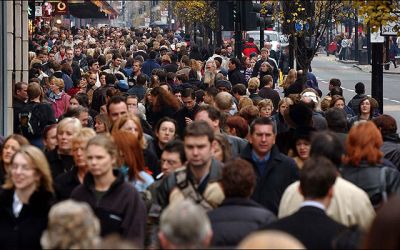 Vom fi 10 miliarde pana in 2050! Adevarul despre problema considerata cea mai mare a omenirii
