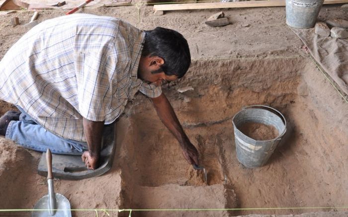 Descoperire Uimitoare Facuta In Timpul Unei Pauze Pentru Toaleta Cercetatorii Au Dovezi Care Schimba Istoria