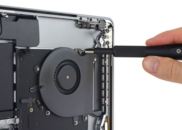 Au Desfacut Cel Mai Scump Device Apple Si S Au Ingrozit Ce Au Descoperit Inauntru