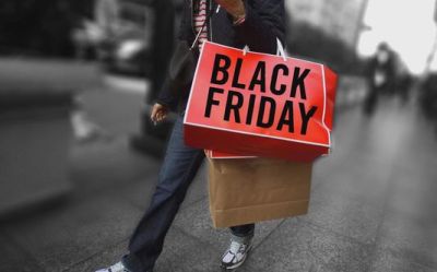 Vanzari de 3 miliarde de dolari de Black Friday in SUA! Este prima data in istorie cand se stabilesc aceste recorduri