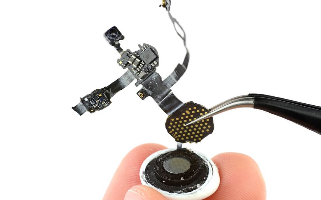 Au Desfacut Cel Mai Nou Gadget Al Celor De La Apple Si I Au Acordat Nota 0 Ce Au Descoperit Inauntru