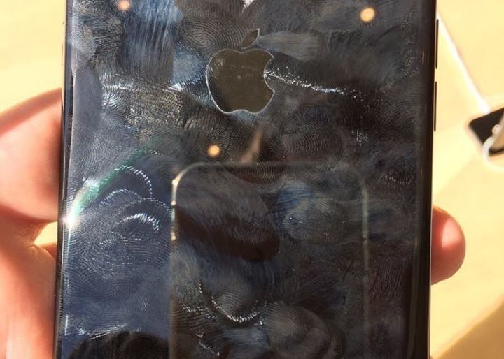 Cum arata cea mai populara versiune de iPhone 7 Plus dupa doar 3 luni FOTO Cum Arata Cea Mai Populara Versiune De Iphone 7 Plus Dupa Doar 3 Luni Foto
