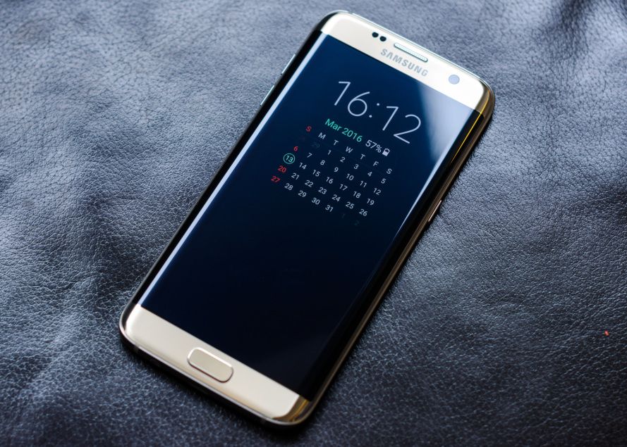 Cat Va Costa Galaxy S8 Samsung Va Lansa Trei Variante Diferite Ale Modelului