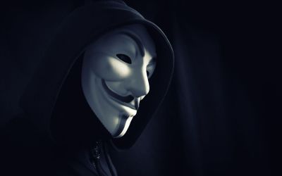 Imaginea postata de Anonymous pe net despre protestele din Romania: Imaginati-va daca ar fi peste tot ca aici!