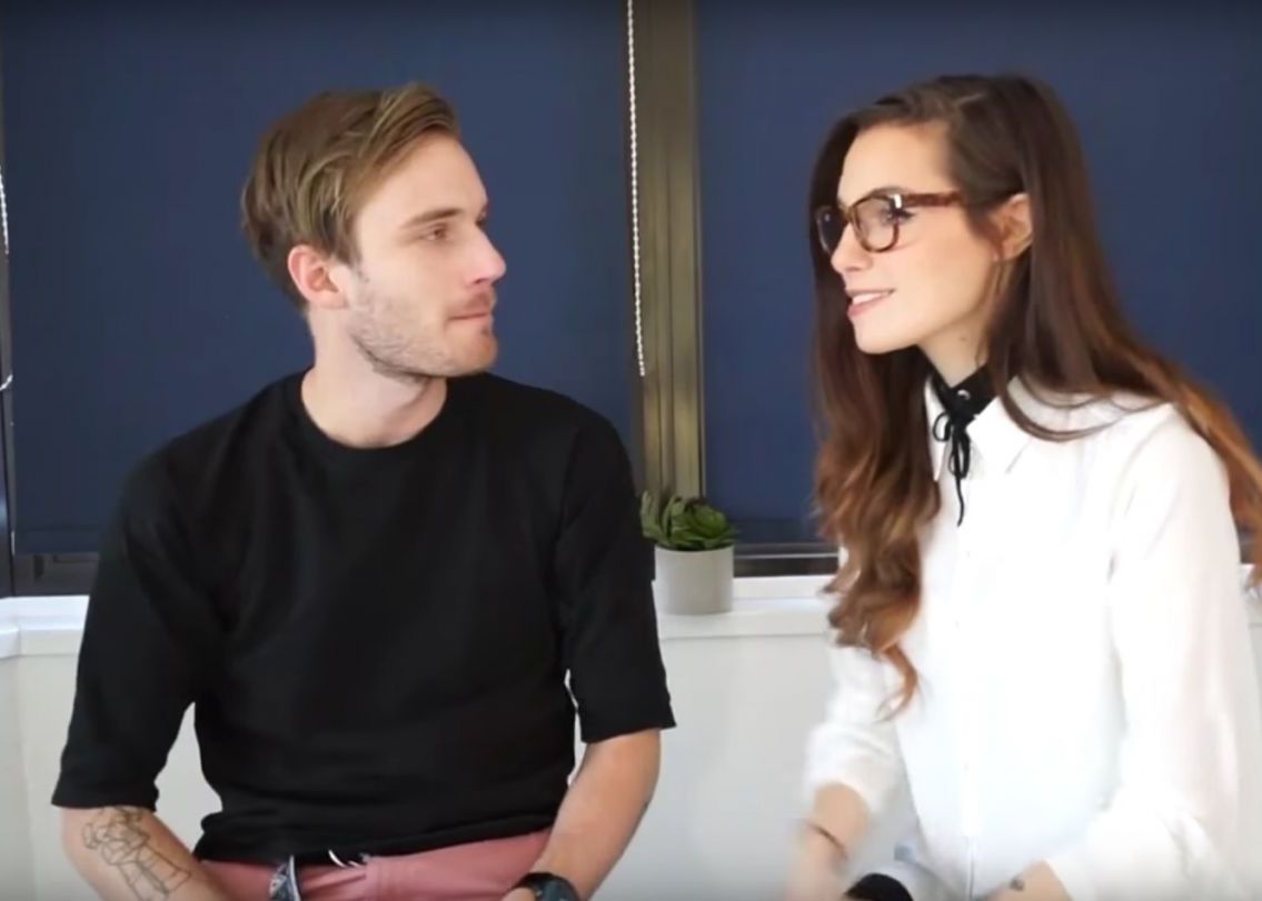 PewDiePie si-a socat fanii cu ultimul clip! Ce a patit barbatul devenit milionar datorita clipurilor de pe YouTube Pewdiepie Si A Socat Fanii Cu Ultimul Clip Ce A Patit Barbatul Devenit Milionar Datorita Clipurilor De