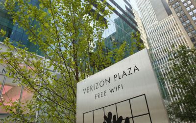 Verizon a convenit cu Yahoo reducerea valorii acordului de preluare a acesteia cu 350 milioane dolari