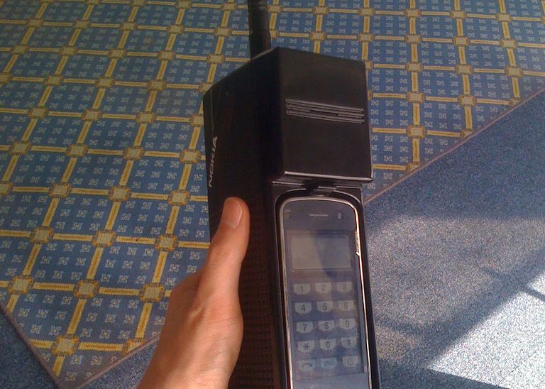 Istoria Nokia In Imagini Primul Smartphone Din Lume Si Telefonul Cu Camera De 41 Megapixeli