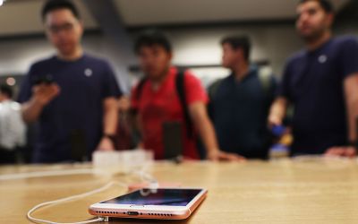 Apple, santajata de hackeri! Care este pericolul urias pentru sute de milioane de utilizatori de iPhone