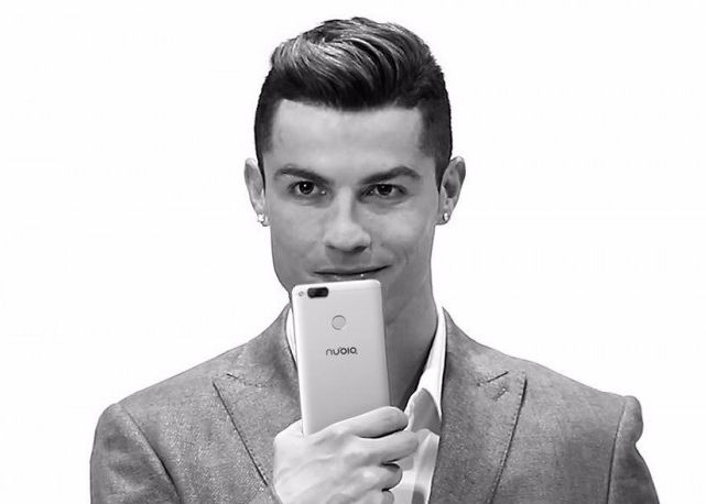 Cristiano Ronaldo A Anuntat Care Va Fi Noul Sau Telefon Sunt Impresionat Cand Va Fi Lansat