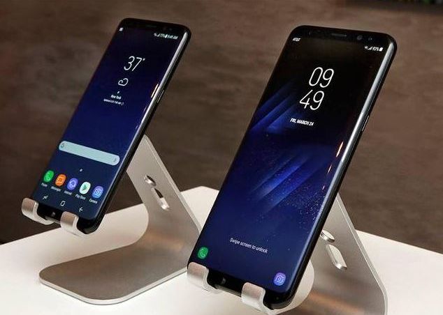 Samsung a pregatit o noua versiune de Galaxy S8! Motivul pentru care costa mai mult Samsung A Pregatit O Noua Versiune De Galaxy S8 Motivul Pentru Care Costa Mai Mult