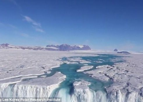 Imagini tulburatoare surprinse la Polul Sud! Cercetatorii credeau ca asa ceva este imposibil Imagini Tulburatoare Surprinse La Polul Sud Cercetatorii Credeau Ca Asa Ceva Este Imposibil