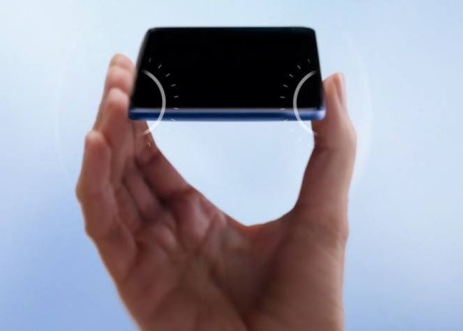 Succesorul HTC 10 a fost anuntat! Va fi prima data cand vei putea face asta! Ce se intampla daca il strangi Succesorul Htc 10 A Fost Anuntat Va Fi Prima Data Cand Vei Putea Face Asta Pe Un Telefon Ce Se Intampla