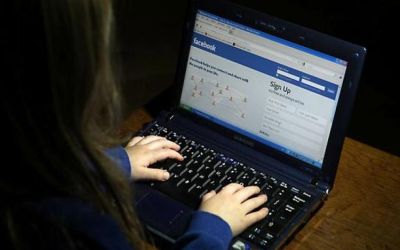 Regulile secrete ale Facebook despre sex si violenta: ce este permis si ce este interzis