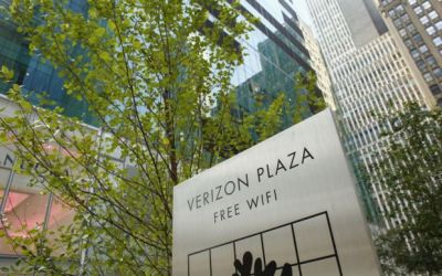 Divizia de internet a Yahoo a fost cumparata de Verizon Communications cu peste 4 miliarde de dolari