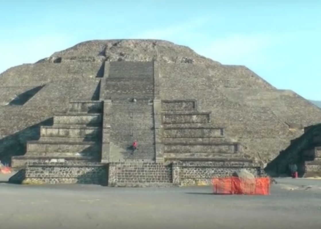 Arheologii Au Descoperit Un Tunel Secret Sub Piramida Lunii Aici Aveau Loc Ritualuri Sangeroase