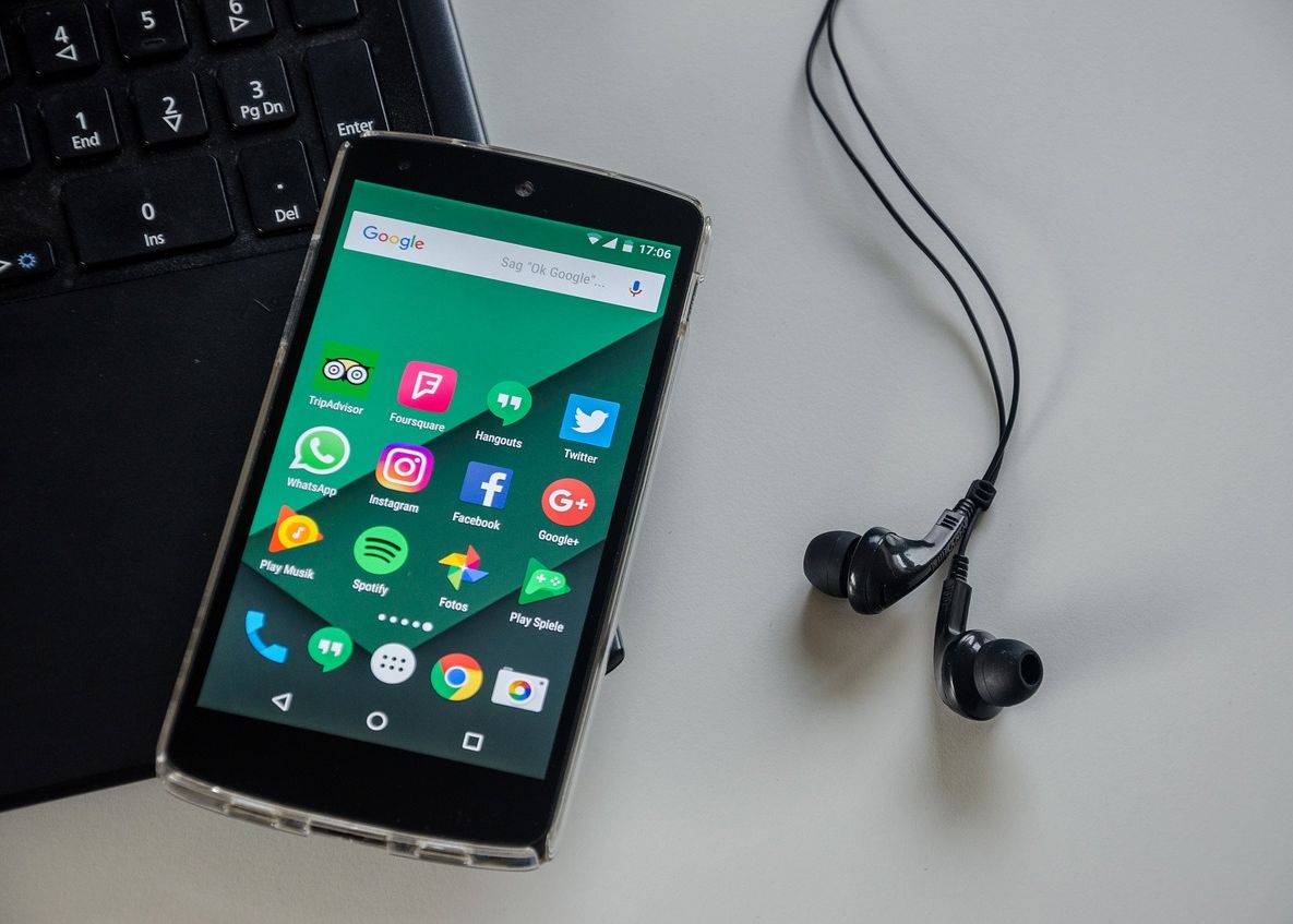 Un buton de panica va fi disponibil pentru utilizatorii Android! Cand trebuie folosit si cum ajuta Un Buton De Panica Va Fi Disponibil Pentru Toti Utilizatorii Android Cand Trebuie Folosit Si Cum Ajuta