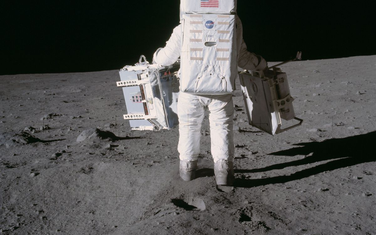 Nasa A Publicat Fotografii Mai Putin Cunoscute Din Timpul Misiunii Apollo 11 Cand Primii Oameni Au Pasit