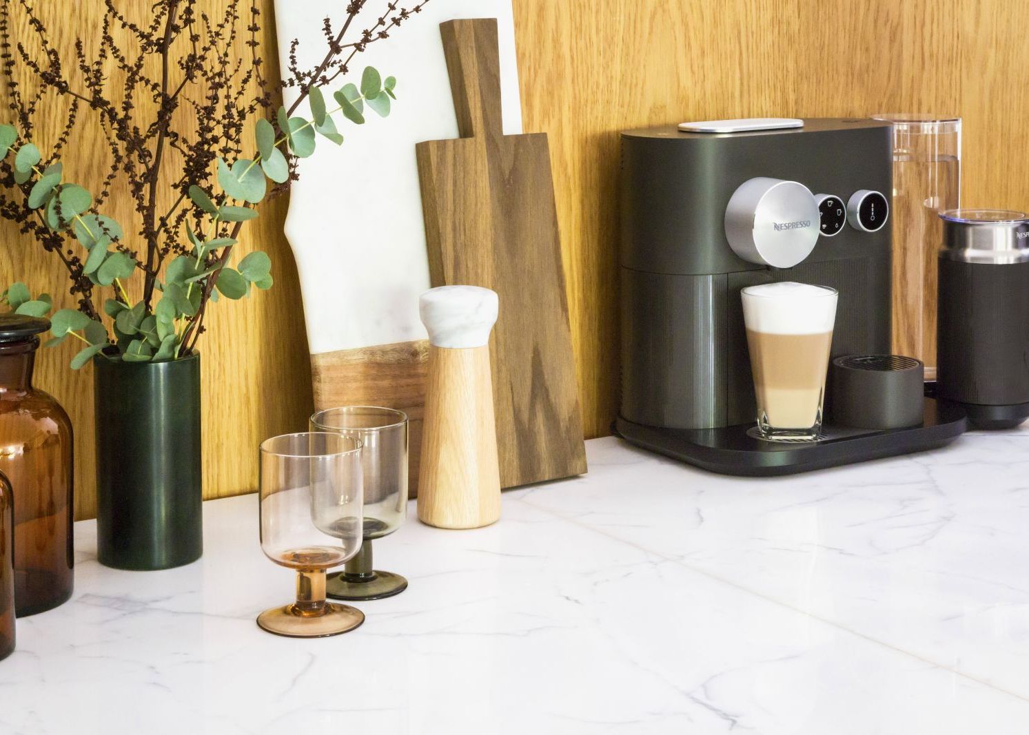 Espressorul Inteligent Gadgetul Care Iti Face Diminetile Mai Placute