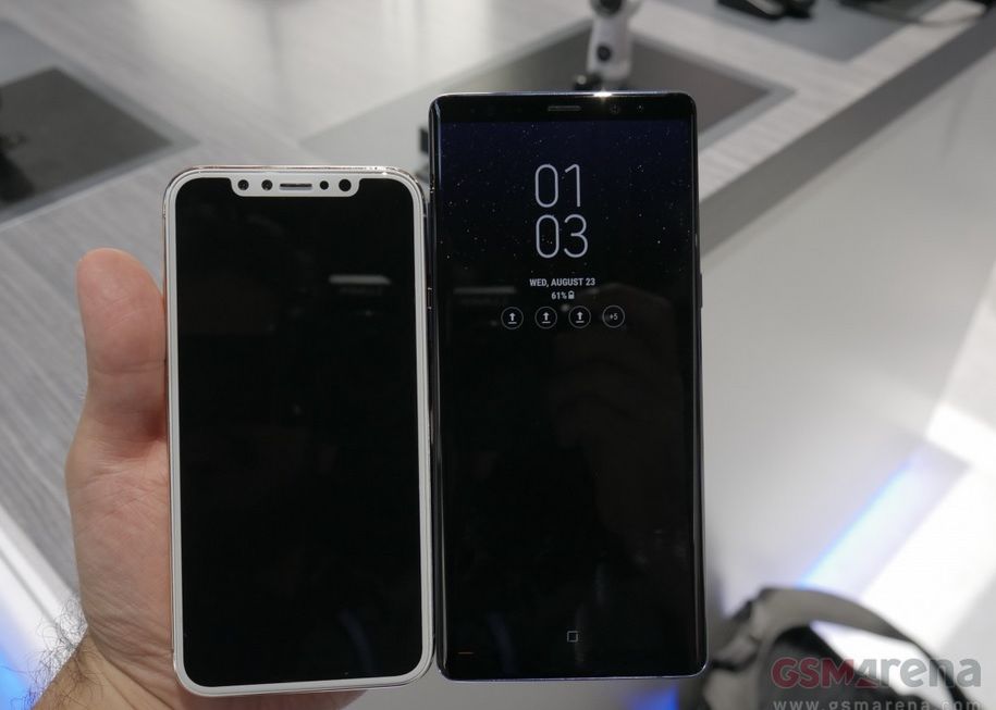 Comparatie Intre Galaxy Note 8 Si Iphone 8 Diferente Si Asemanari Intre Cele Telefoane