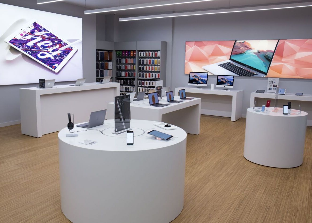 Istyle Deschide Un Nou Magazin In Iasi Clientii Pot Cumpara Produse Apple La Preturi Speciale